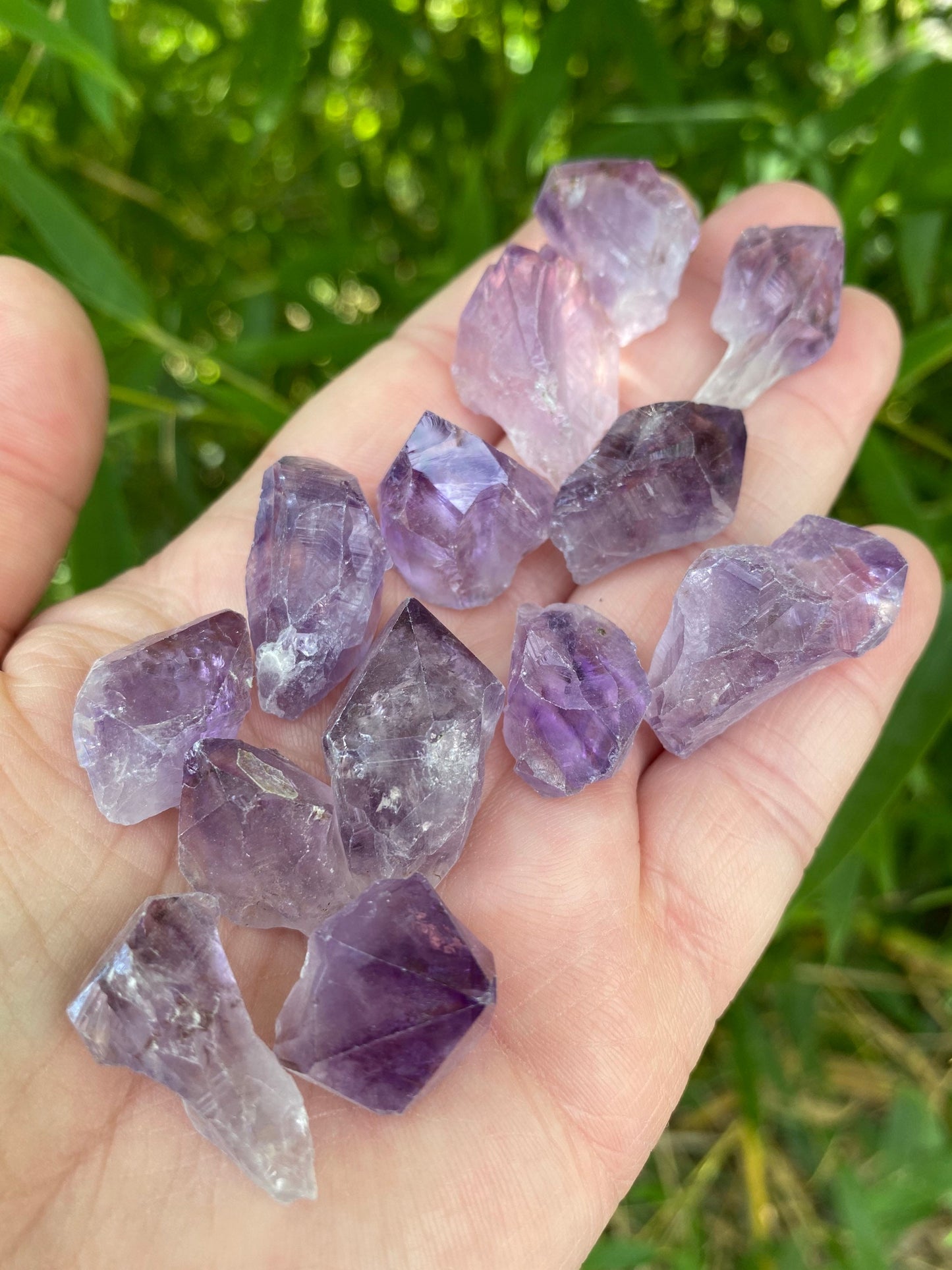 Amethyst-Amethyst pieces and points-raw amethyst stone-Healing crystals and stones-amethyst jewelry-healing gemstones